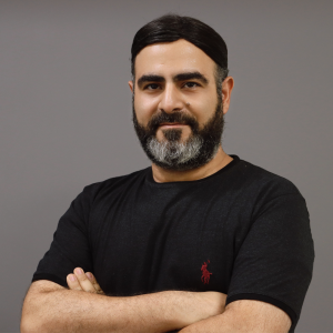 سینا ترکیان